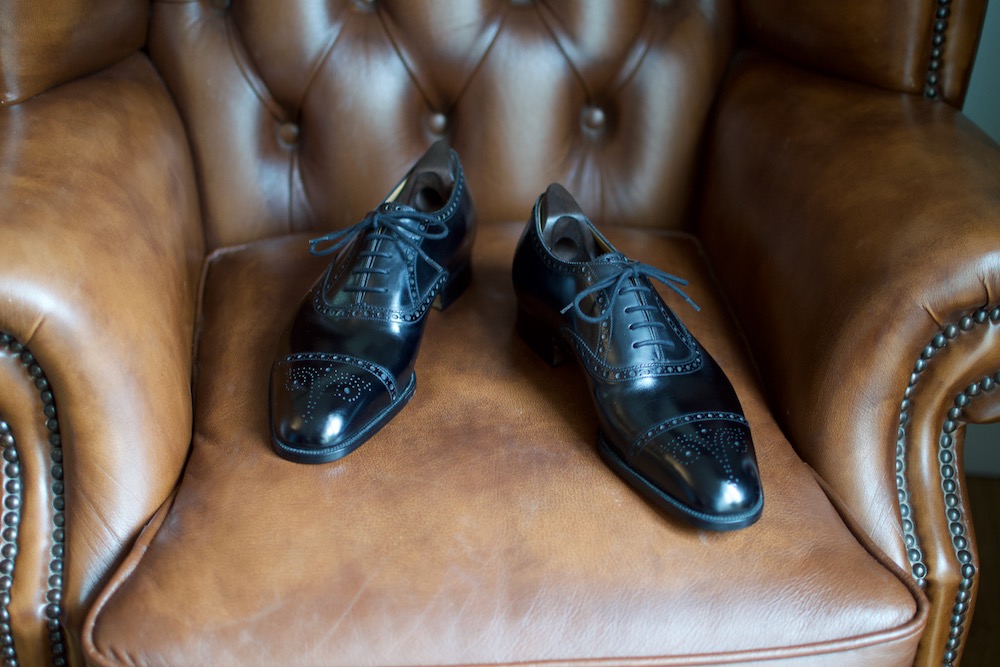 black calf brogue oxford.